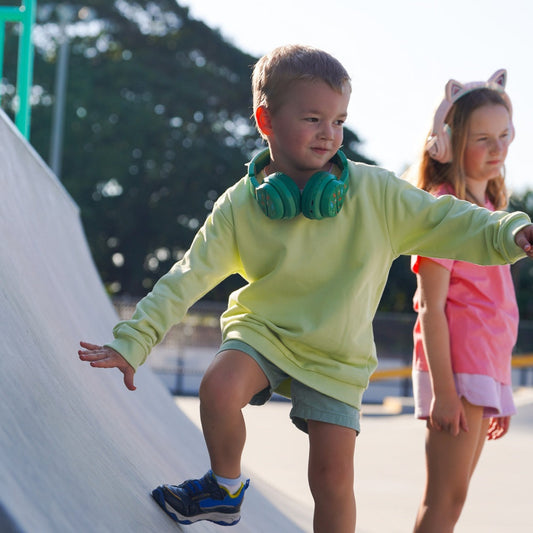 Kids Headphones Buying Guide: What Parents Should Look For