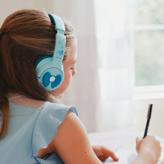 Wired Headphones Over Ear With Mic: A Parent's School Checklist