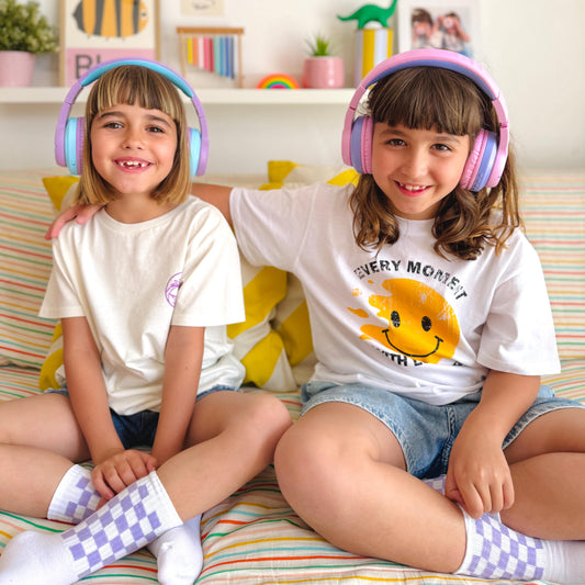 What to Look for in Kids' Headphones for Different Ages (Complete Guide)